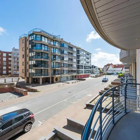Guernsey 102 Located On The In * Koksijde