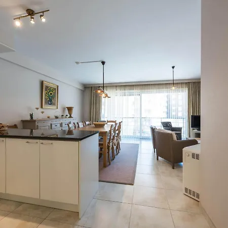 Guernsey 102 Located On The In Koksijde