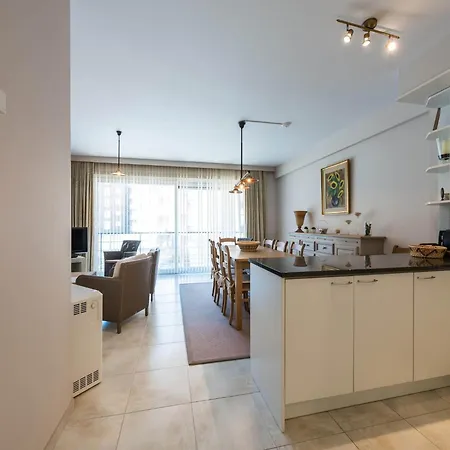 Guernsey 102 Located On The In Koksijde